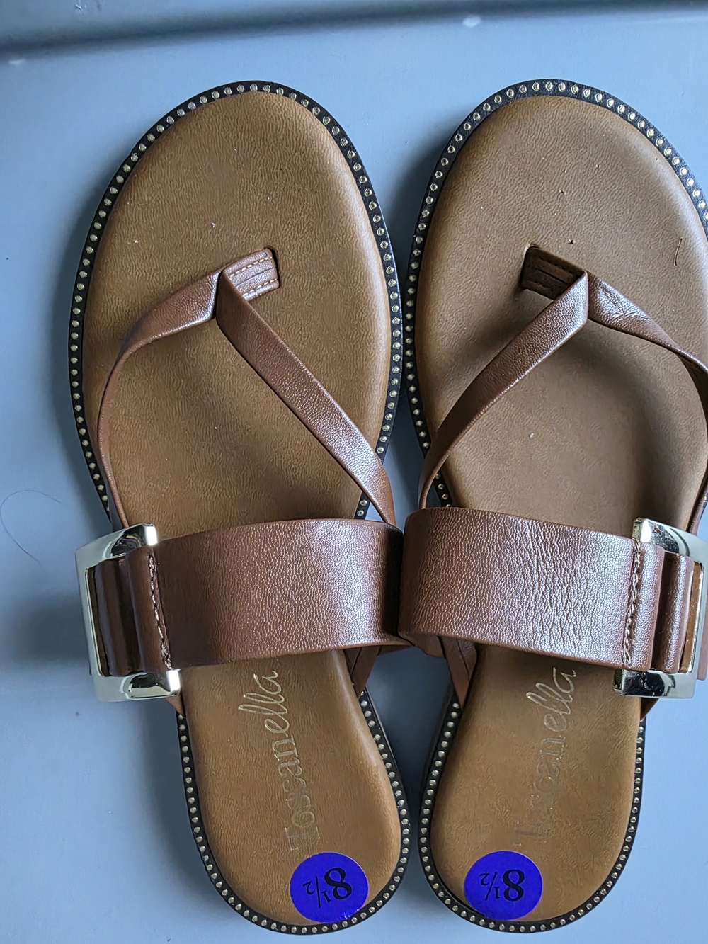 TOSCANELLA Tan Leather Slide Sandals with Stud Detail.Made in ITALY - Picture 3 of 7